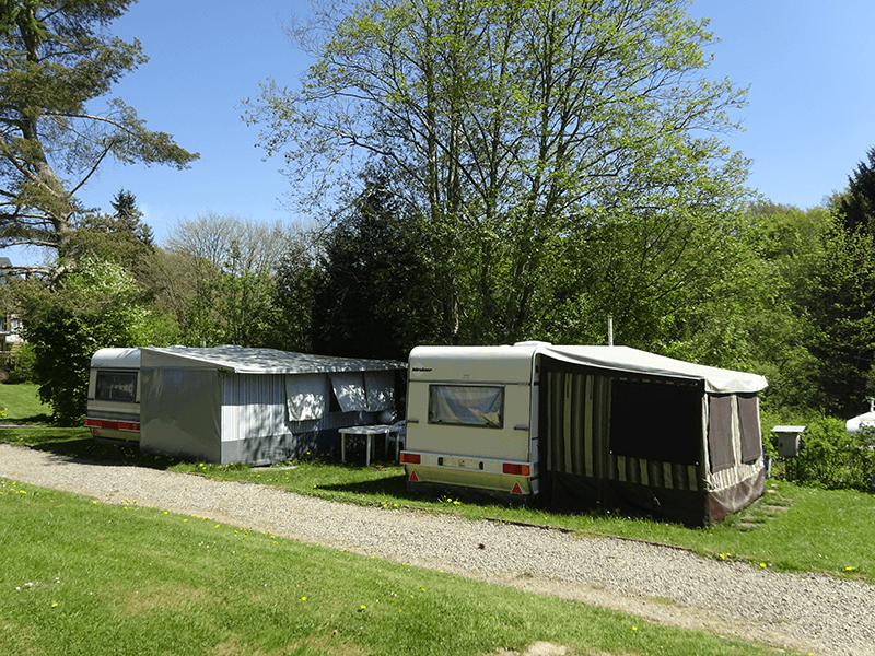 Ardennen4All_Caravan_robertville_caravan_groep.png