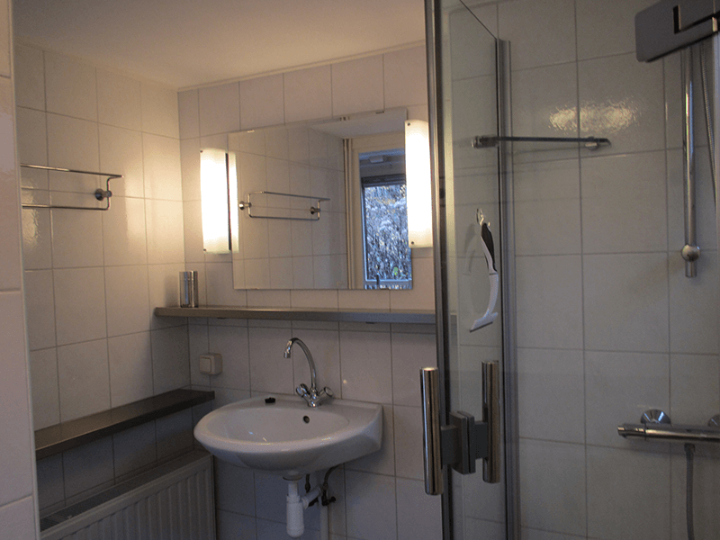 Ardennen4All_Vakantie_huisje_Durbuy_badkamer01.png